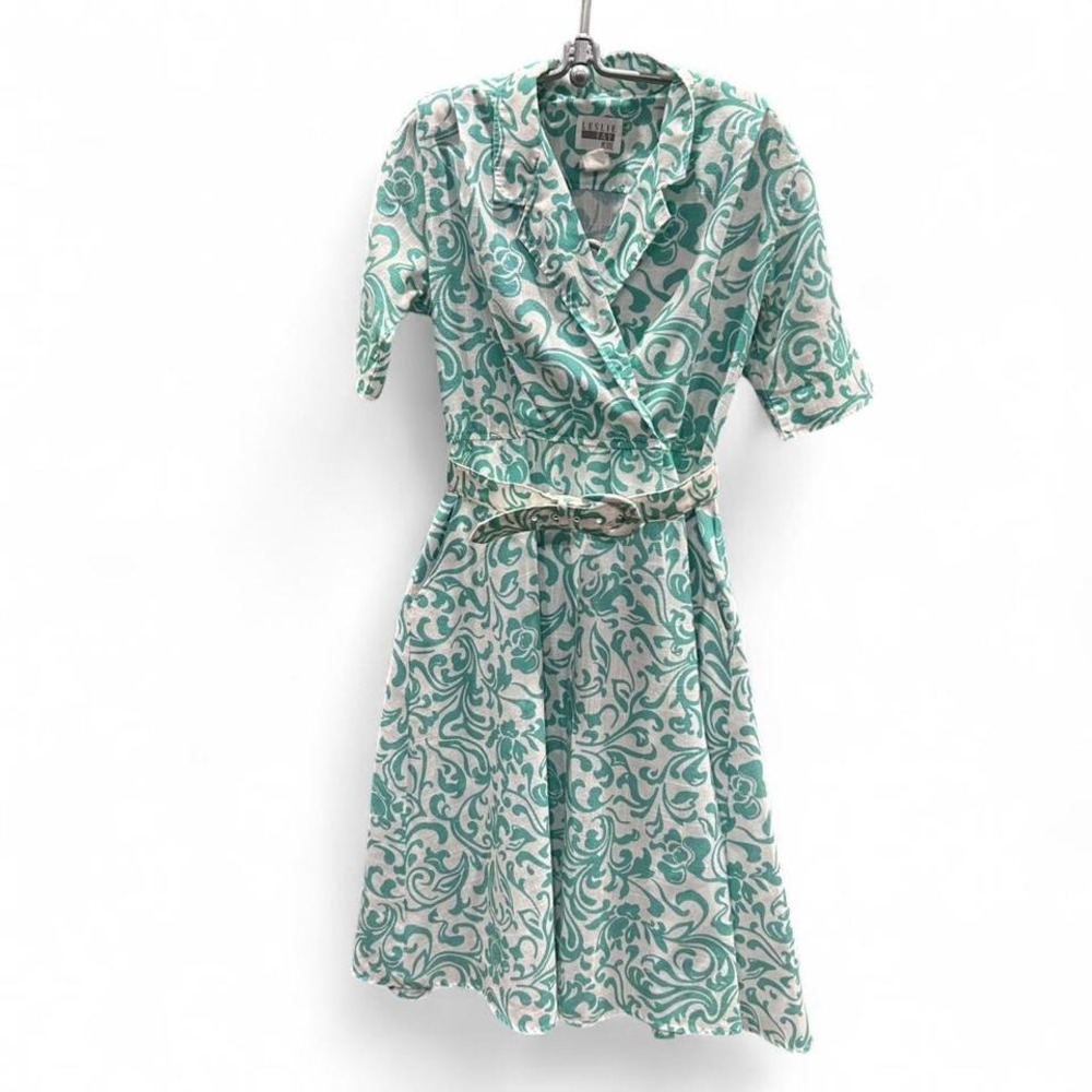Vintage green‎ and white floral print dress with pockets & belt size 4P (s3)